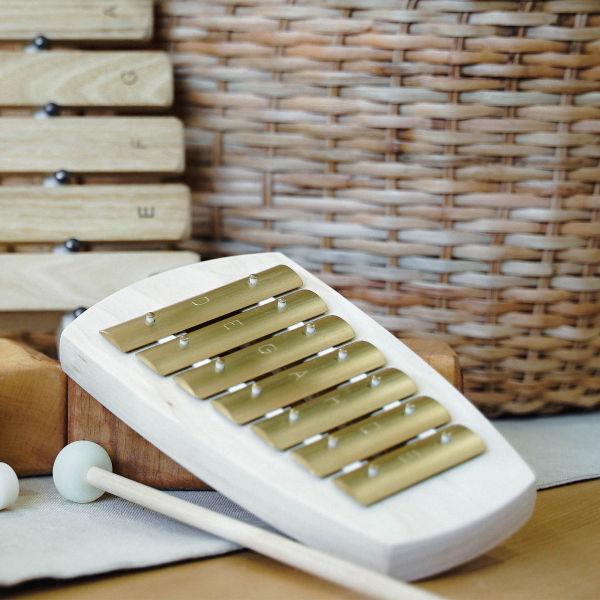 Auris glockenspiel straight pentatonic 7 tones in Australia — Mercurius