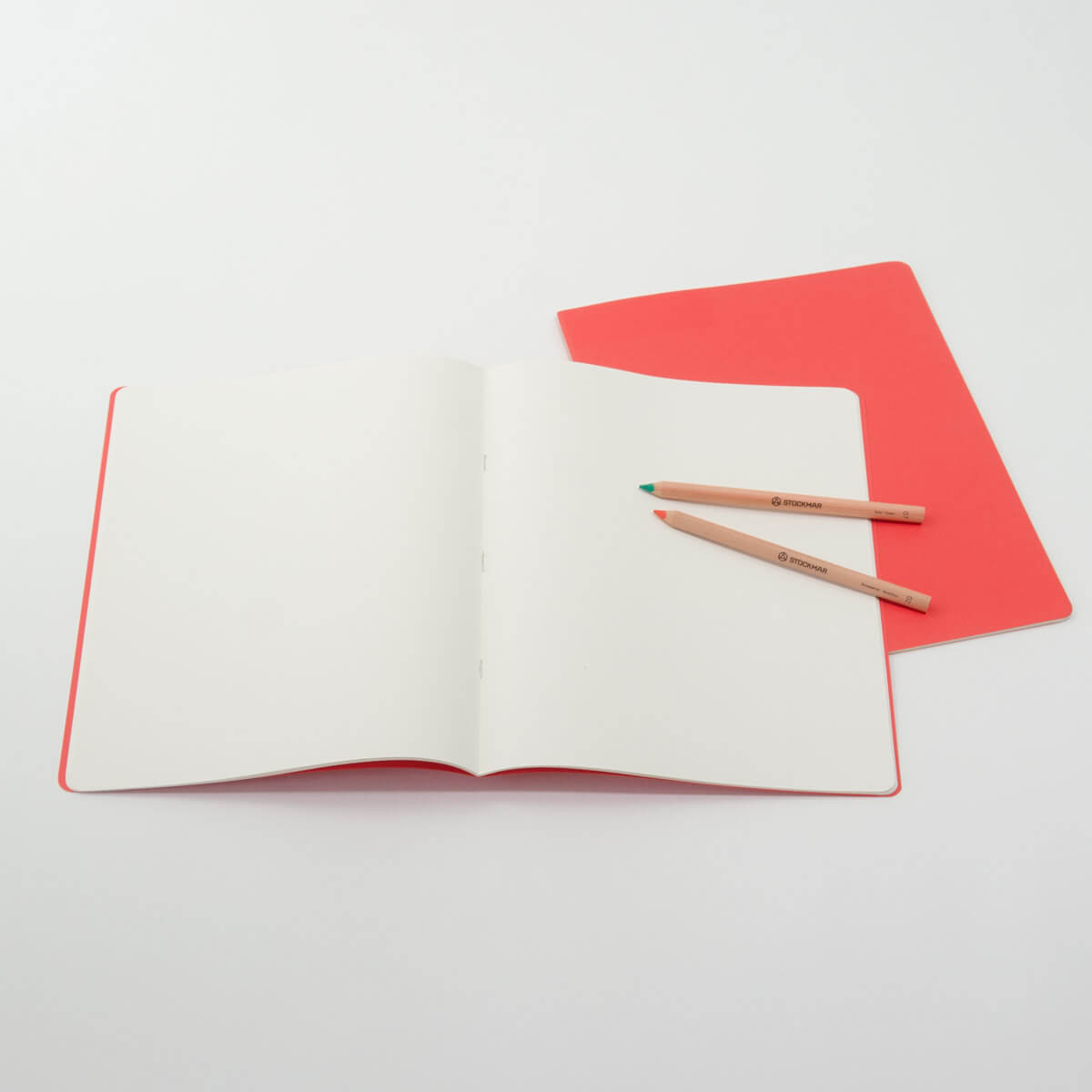 Practice Book Red Portrait 24x32cm Bulky Newsprint 80gsm 32pgs 10pk — Mercurius